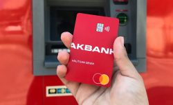 Cebinde Akbank kredi kartı olanlara duyuru yaptılar: 50.000 TL nakit ödeme verilecek!
