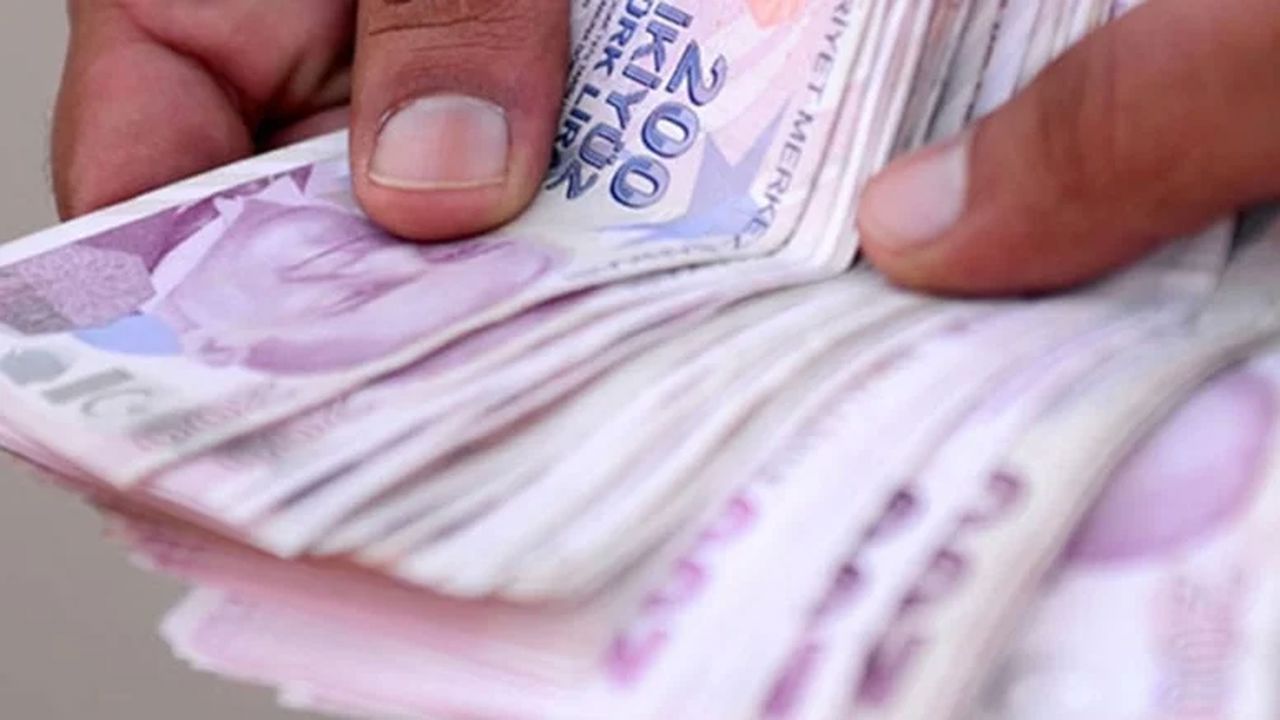 15 milyon emekliye müjdeli haber: 100 bin TL ödemeler o bankadan verilecek