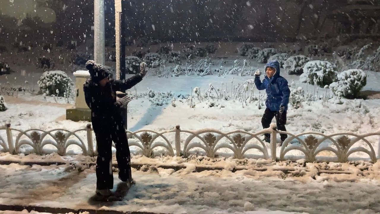 İstanbul’da Kar Alarmı: Valilik Saat Verdi, Kar Yağacak İlçeler Tek Tek Açıklandı